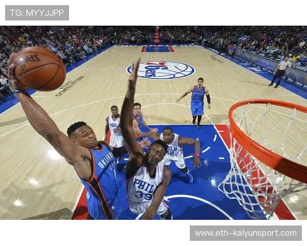 NBA强势隔扣滑出3米:一场扣篮的极限挑战与篮球魅力的完美展现 NBA强势隔扣滑出3米:一场扣篮的极限挑战与篮球魅力的完美展现