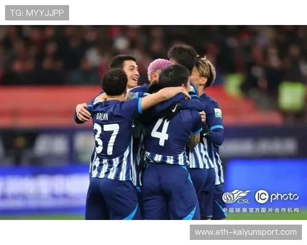 中超武汉三镇戴维森突破训练稳提升，引领球队冲刺新高度